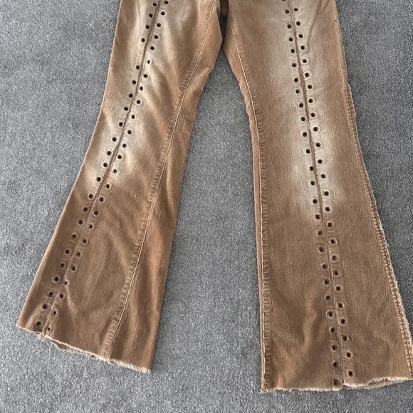 Vintage Y2K bratz style pants with gramet details - Picture 2 of 5